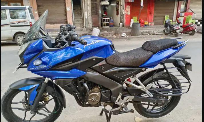 Bajaj Pulsar AS150 2018