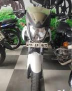 Yamaha SZR 150cc 2012