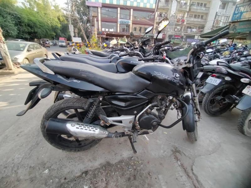 Bajaj Pulsar 180cc 2009