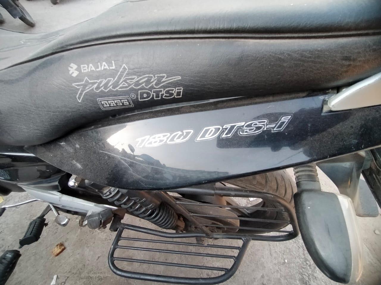 Bajaj Pulsar 180cc 2009