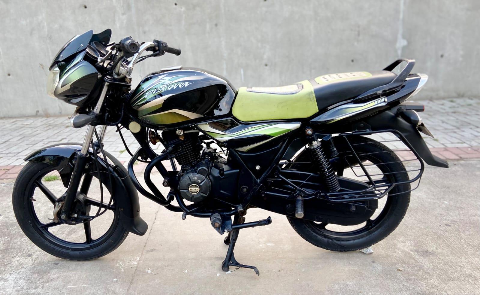 bajaj discover 100cc images