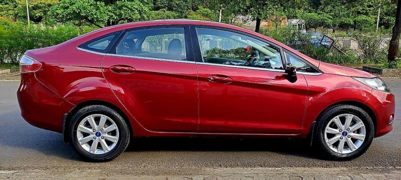 Ford Fiesta TITANIUM PLUS PETROL AT 2012