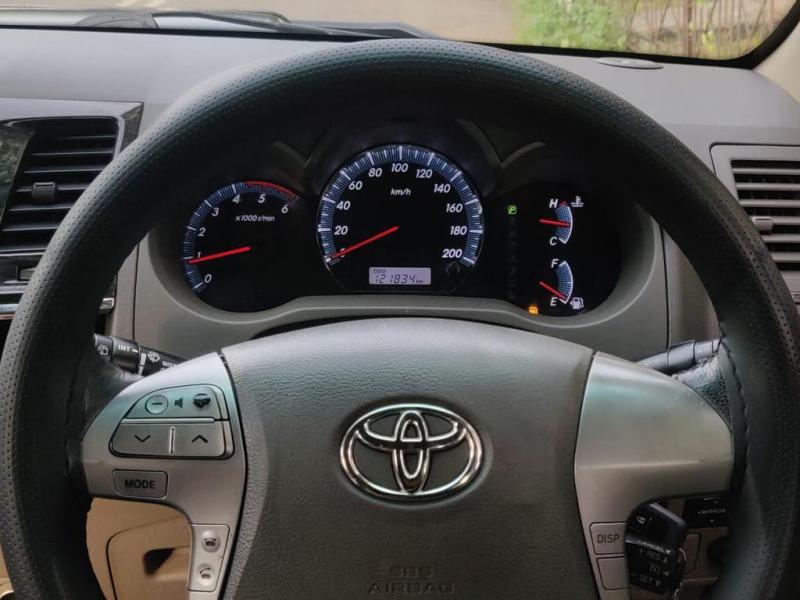 Toyota Fortuner 3.0 4X2 AT 2013