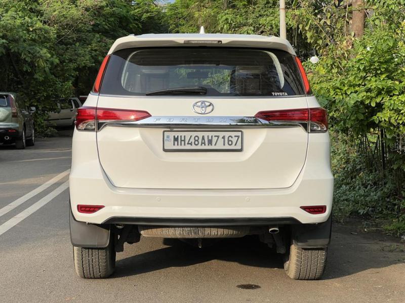 Toyota Fortuner 2.8 4x2 AT 2018