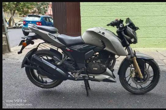 TVS Apache RTR 200 4V FI 2018