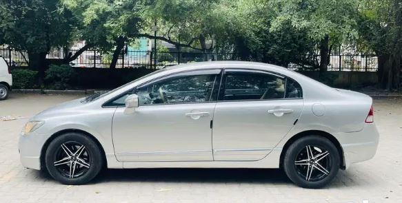 Honda Civic 1.8 V AT 2009