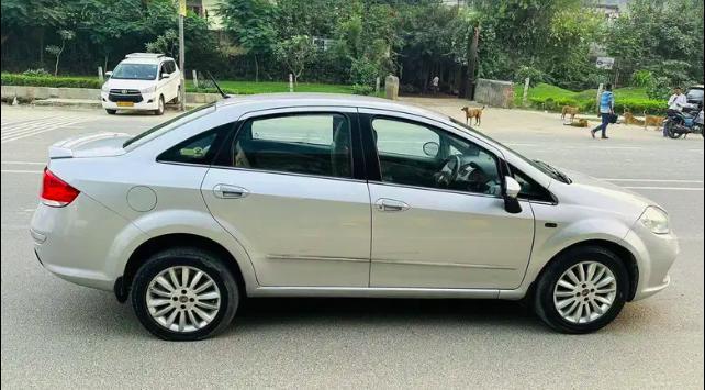 Fiat Linea Emotion 1.3 2015