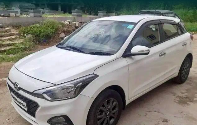 Hyundai i20 Sportz 1.2 MT Petrol 2020