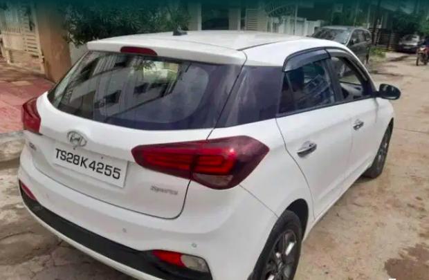 Hyundai i20 Sportz 1.2 MT Petrol 2020