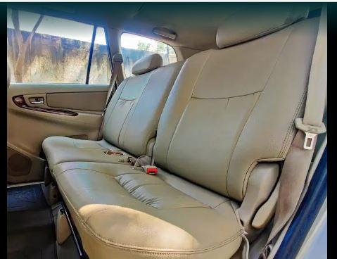 Toyota Innova 2.5 V 8 STR 2012