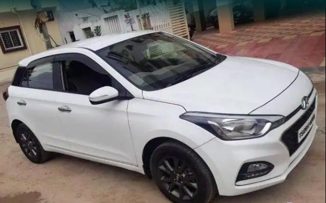 Hyundai i20 Sportz 1.2 MT Petrol 2020