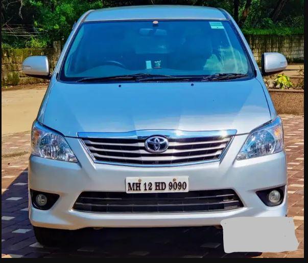 Toyota Innova 2.5 V 8 STR 2012