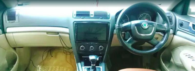 Skoda Laura AMBIENTE 1.9 TDI AT 2009