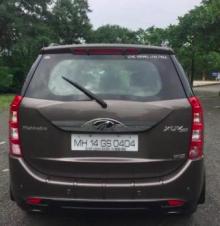Mahindra XUV500 W10 2018