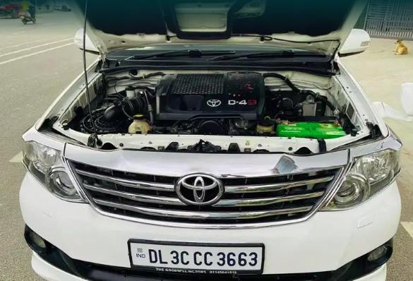 Toyota Fortuner 3.0 4X2 AT 2014