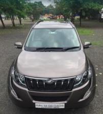 Mahindra XUV500 W10 2018