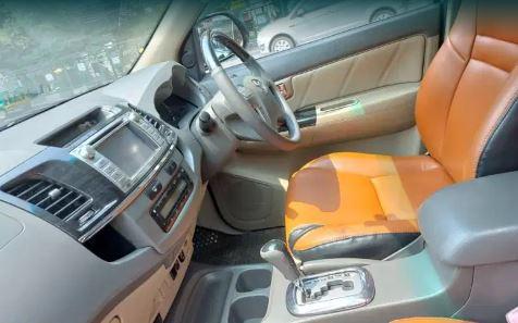 Toyota Fortuner 2.5 4x2 AT TRD Sportivo 2013