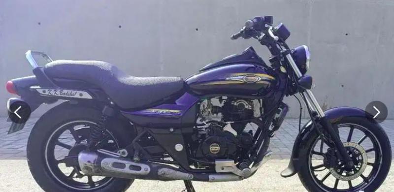 Bajaj Avenger Street 150 2016
