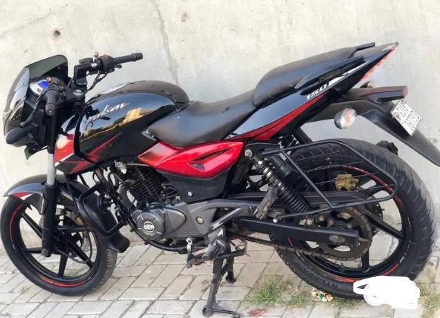 Bajaj Pulsar 150cc 2018