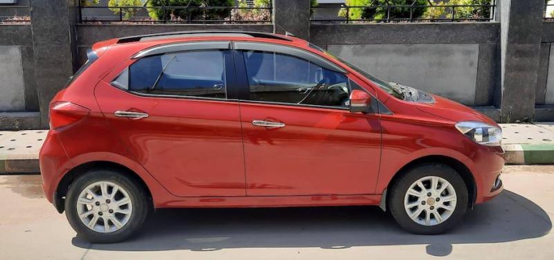 Tata Tiago Revotron XZ 2018