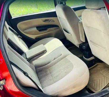 Fiat Linea EMOTION 1.3 2009