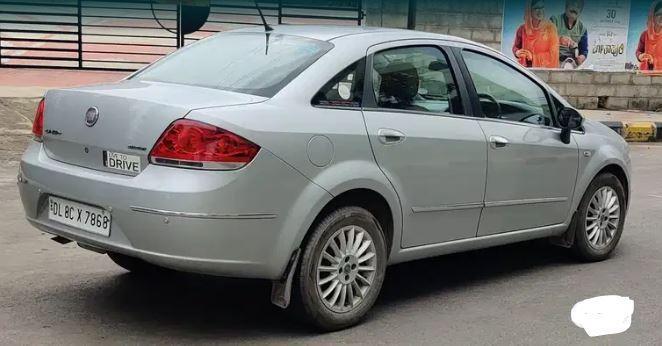 Fiat Linea Emotion PK 1.3 MJD 2012