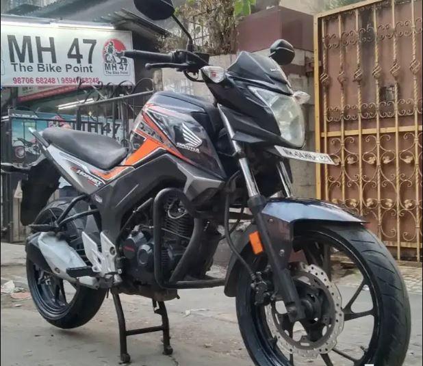 Honda CB Hornet 160R CBS 2016