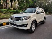 Toyota Fortuner 2.8 4x2 MT 2013