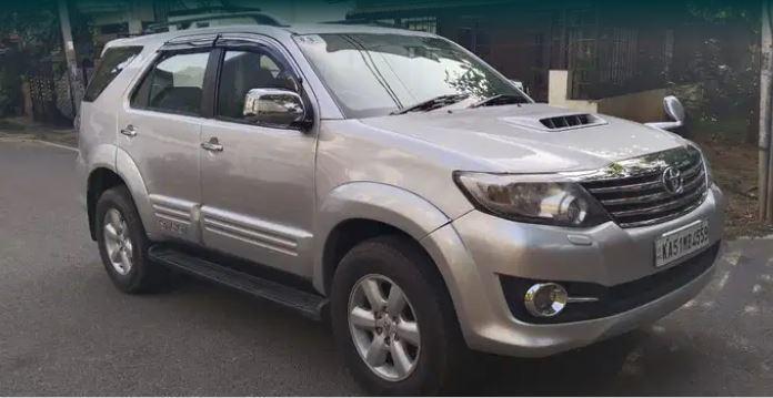 Toyota Fortuner 3.0 4X4 MT 2011