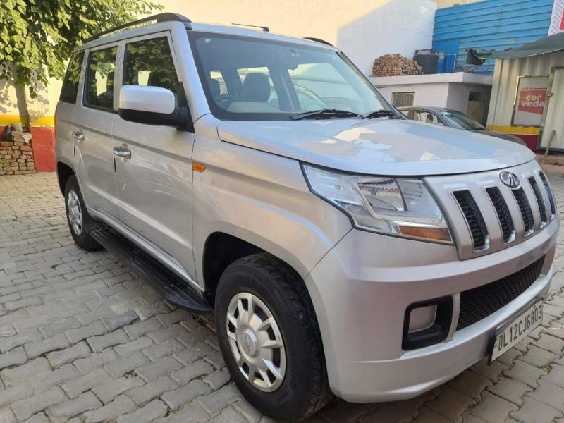 Mahindra TUV300 T6 Plus 2016