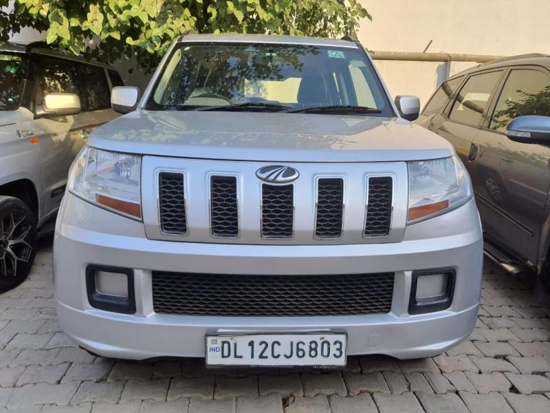 Mahindra TUV300 T6 Plus 2016