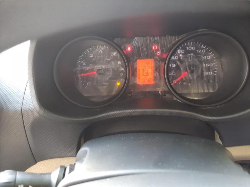 Mahindra TUV300 T6 Plus 2016