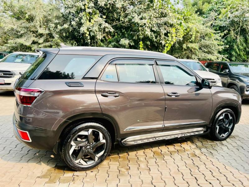 Hyundai Alcazar Platinum 7 STR 2.0 Petrol 2021