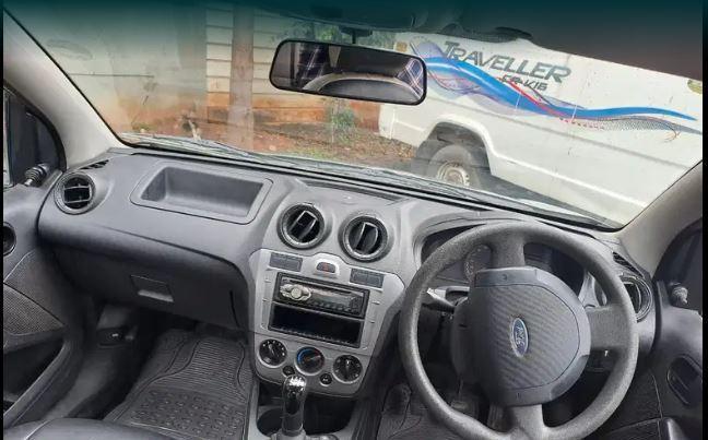 Ford Figo DURATORQ Diesel LXI 1.4 2012