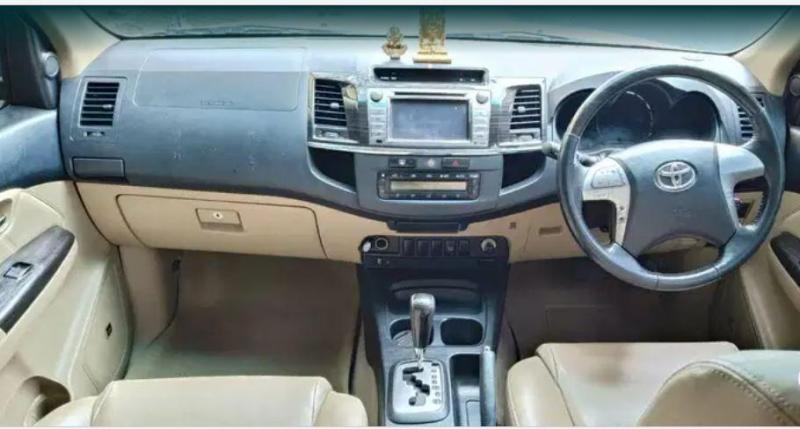 Toyota Fortuner 3.0 4X2 AT 2014