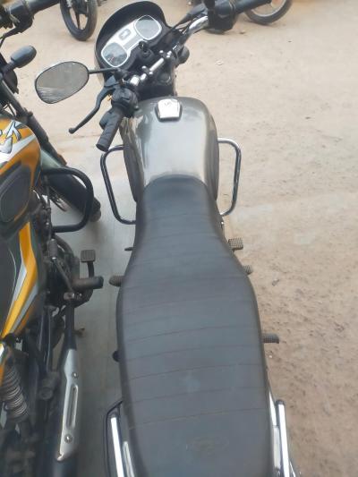 TVS Radeon 110cc Drum BS6 2021