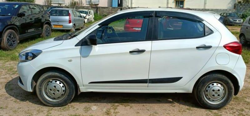 Tata Tiago Revotron XM 2016