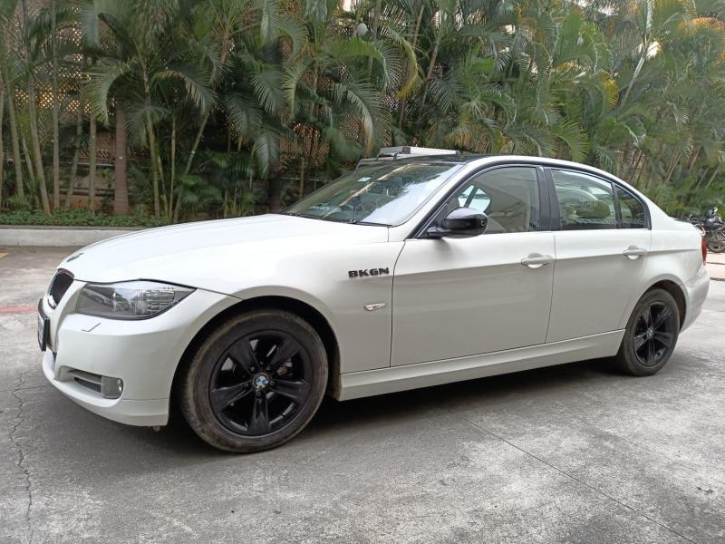 BMW 3 Series 320d Highline Sedan 2011