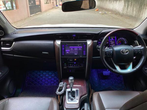 Toyota Fortuner 2.8 4x2 AT 2017