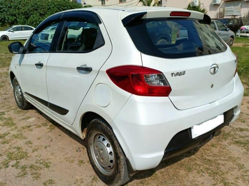 Tata Tiago Revotron XM 2016