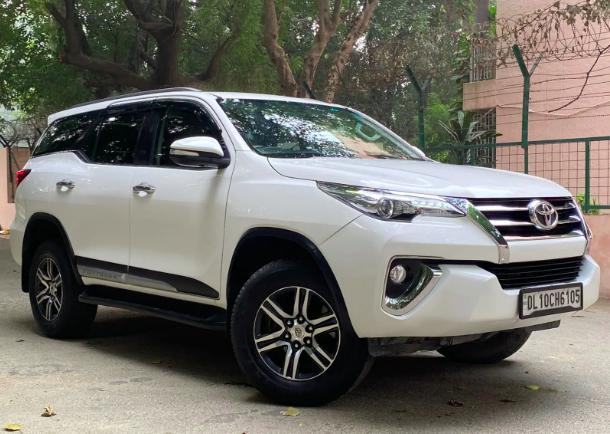 Toyota Fortuner 2.8 4x2 AT 2017