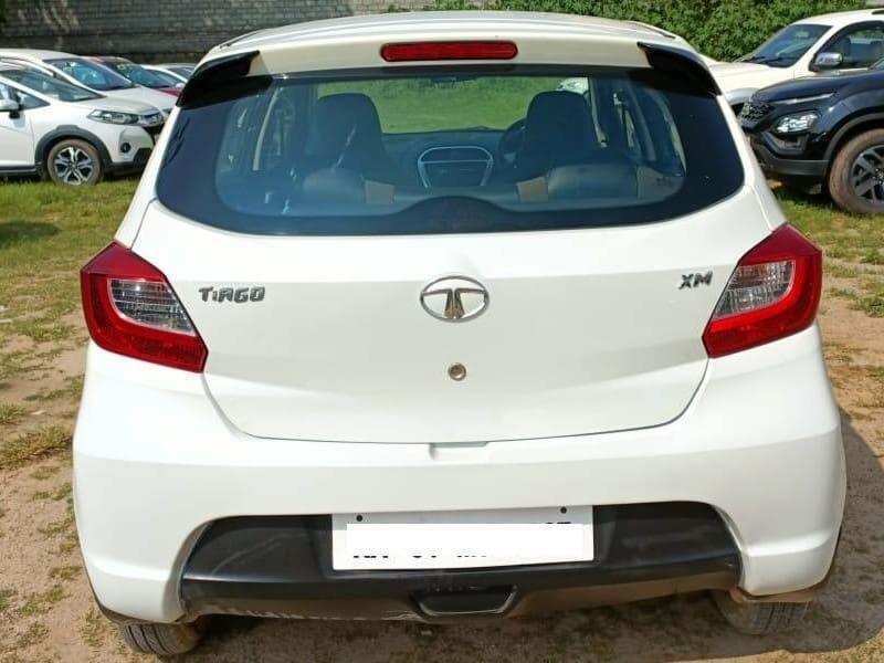 Tata Tiago Revotron XM 2016