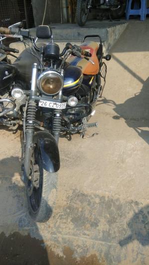 Bajaj Avenger Street 150 2016