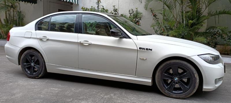 BMW 3 Series 320d Highline Sedan 2011