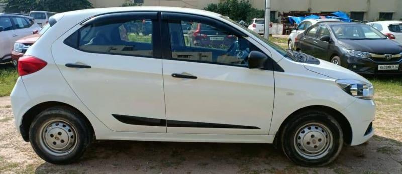 Tata Tiago Revotron XM 2016