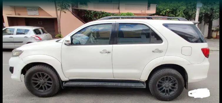 Toyota Fortuner 2.8 4x2 AT 2013