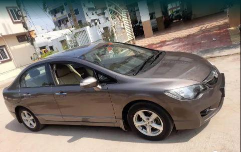 Honda Civic 1.8 V AT 2011