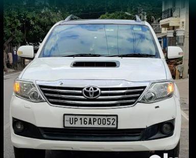 Toyota Fortuner 2.8 4x2 AT 2013