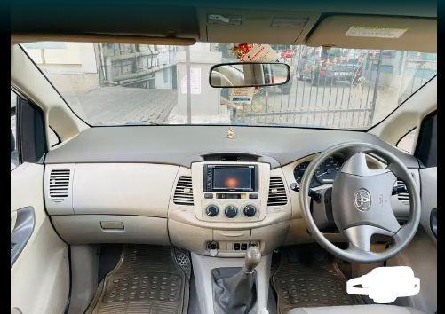 Toyota Innova 2.5 G 2013