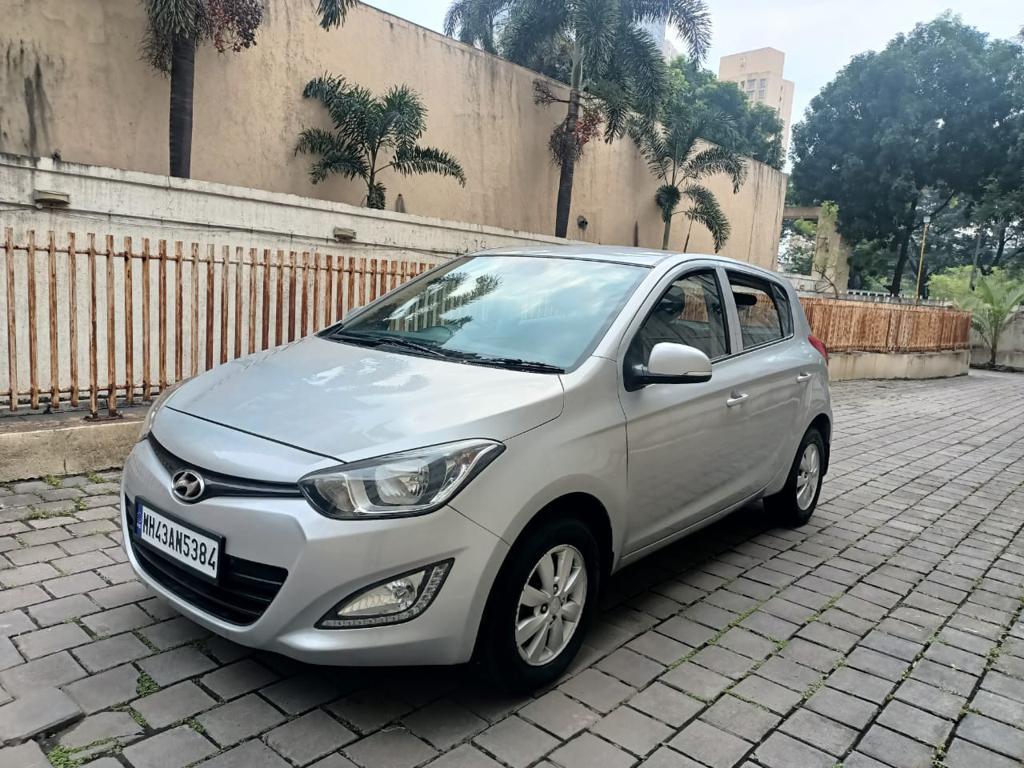 Hyundai i20 SPORTZ 1.2 BS IV 2013